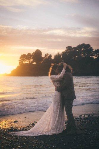 mobile - carousel-hero-element image-17